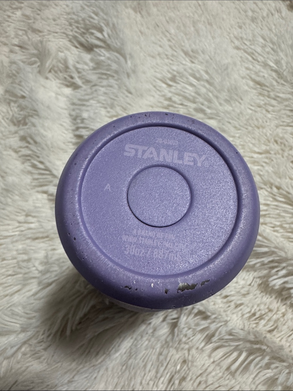 Stanley The IceFlow™ Flip Straw Tumbler | 30 OZ in Lavender - Picture 15 of 16